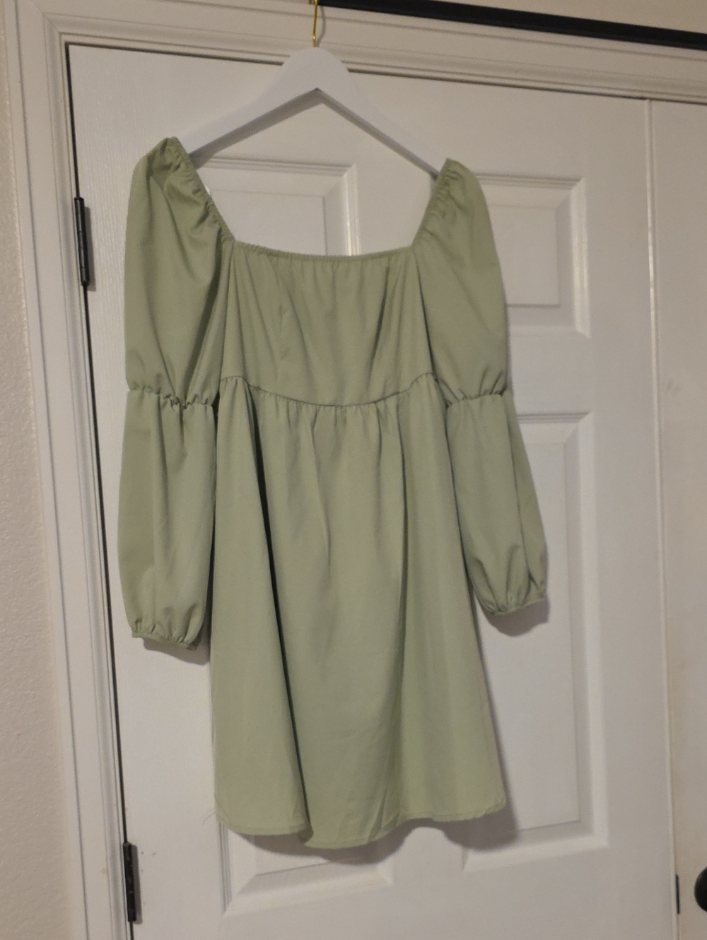 Light Green Square Neck Puff Sleeve Mini Dress